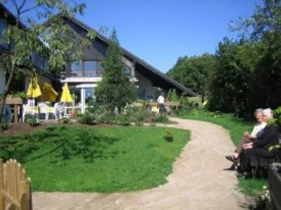 Ein Haus des Seniorendorfes Reinery