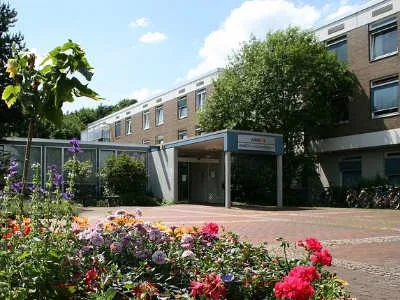 Die Tagesklinik Gerontopsychiatrie in Hildesheim bietet auch gerontopsychiatrischer Ambulanz und stationäre Behandlung an