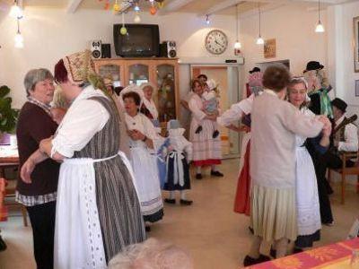 Folklorefest im Haus am Teich