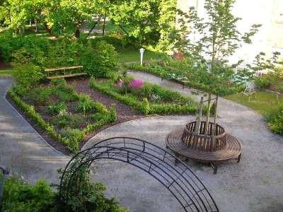Garten der Sinne des DRK-Seniorenheims Haus Am Dobrock