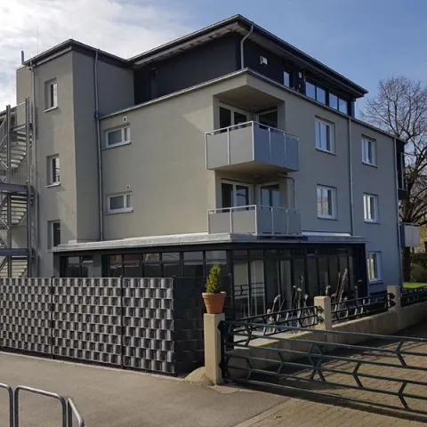 AtmoVitale GmbH Intensivpflege - Heimbeatmung - Intensivpflege für junge Menschen