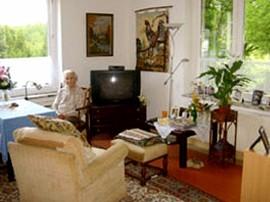 Bewohnerin im Seniorenheim "Haus Brüngsberg" in Bad Honnef