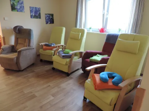 DRK Tagespflege "Am Schwanenteich"