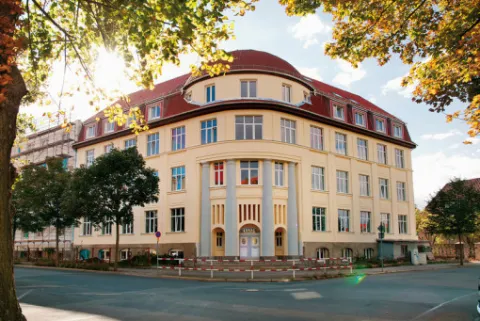 Seniorenresidenz zur ehemaligen Robert-Bosch-Schule GmbH