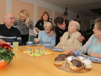Hier wird den Senioren liebevolle Betreuung geboten