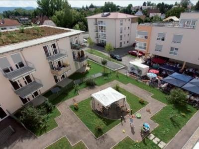 Kleine Parkanlage hinter dem Seniorenzentrum "Haus an der Lauter" in Kirchheim unter Teck