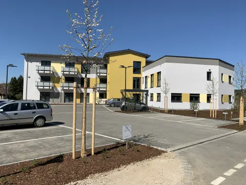 Ambulant betreute Senioren-Wohngemeinschaft Schulstraße