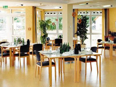Das hell gestaltete Restaurant