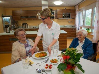 Das Restaurant ist ein beliebter Treffpunkt der Bewohner