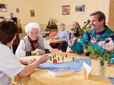Fürsorgliche Pflege und Betreuung im Alten- und Pflegeheim Barbara-Uttmann-Stift