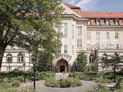 Außenansicht der Kursana Villa Hannover