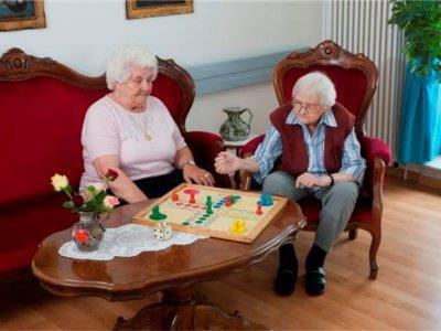 Spielenachmittage im Stephanienstift