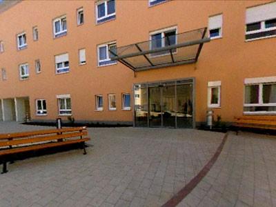 Eingangsbereich des Seniorenzentrums St. Clara in Illingen