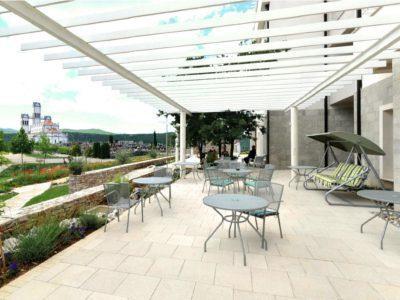 Die Bewohner genießen den schönen Ausblick von der Terrasse