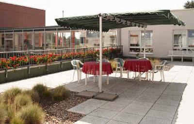 Die großzügig gestaltete Dachterrasse